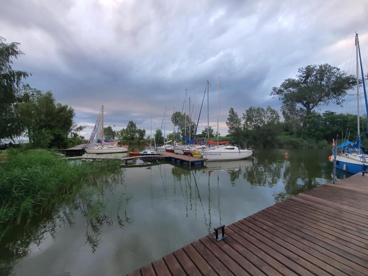 Resort Marina Suchacz Bagian luar foto